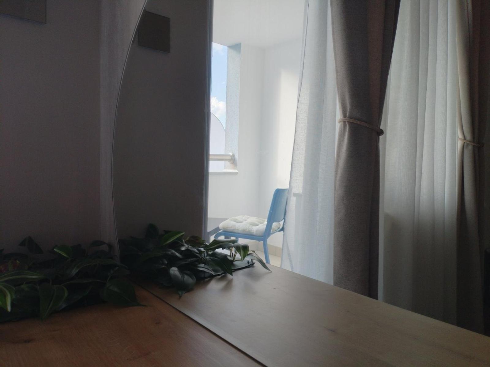 Apartment Centrum - Free Private Parking Novi Sad Eksteriør billede
